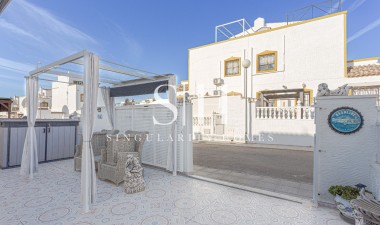 Resale - Villa - Orihuela Costa - Costa Blanca