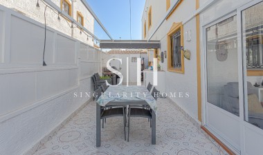 Resale - Villa - Orihuela Costa - Costa Blanca