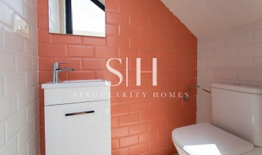 Новое здание - Villa - Sucina