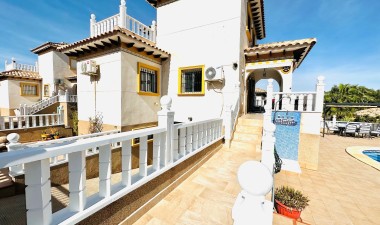 Resale - Villa - Orihuela Costa - Villamartín