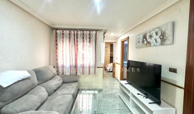 Перепродажа - Квартира / квартира - Torrevieja - Torrevieja*