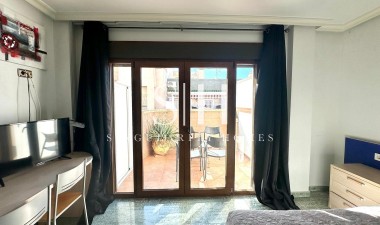 Перепродажа - Квартира / квартира - Torrevieja - Torrevieja*