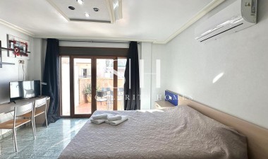 Перепродажа - Квартира / квартира - Torrevieja - Torrevieja*