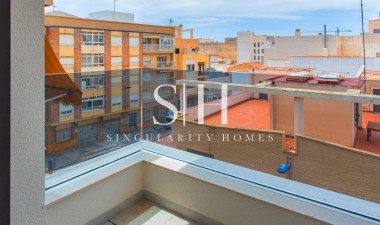 Перепродажа - Квартира / квартира - Torrevieja - Playa del Cura