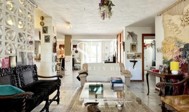 Wiederverkauf - Detached Villa - Orihuela Costa - La Zenia