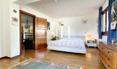 Wiederverkauf - Detached Villa - Orihuela Costa - La Zenia