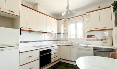 Wiederverkauf - Detached Villa - Orihuela Costa - La Zenia