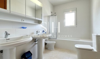 Wiederverkauf - Detached Villa - Orihuela Costa - La Zenia