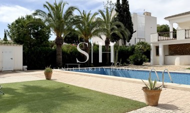 Wiederverkauf - Detached Villa - Orihuela Costa - La Zenia