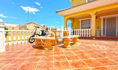 Wiederverkauf - Detached Villa - Torrevieja - Los Balcones - Los Altos del Edén