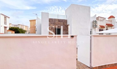 Återförsäljning - Bungalow - Orihuela Costa - Playa Flamenca