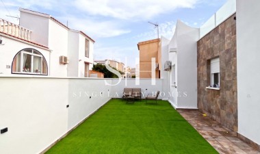 Återförsäljning - Bungalow - Orihuela Costa - Playa Flamenca
