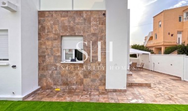 Återförsäljning - Bungalow - Orihuela Costa - Playa Flamenca