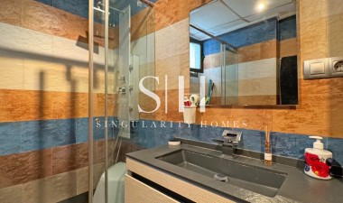 Перепродажа - Квартира / квартира - Torrevieja - Playa del Cura