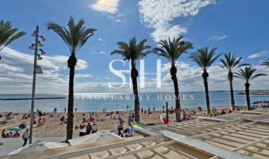 Перепродажа - Квартира / квартира - Torrevieja - Playa del Cura