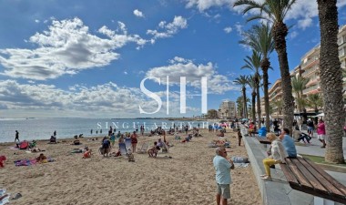 Перепродажа - Квартира / квартира - Torrevieja - Playa del Cura