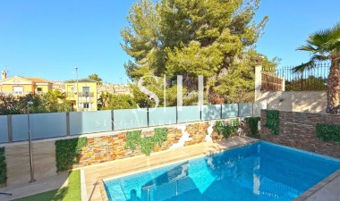 Wiederverkauf - Detached Villa - Orihuela Costa - Villamartín
