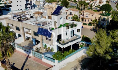 Wiederverkauf - Detached Villa - Orihuela Costa - Villamartín