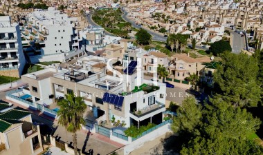 Wiederverkauf - Detached Villa - Orihuela Costa - Villamartín