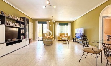 Resale - Apartment / flat - Orihuela Costa - Lomas de Campoamor