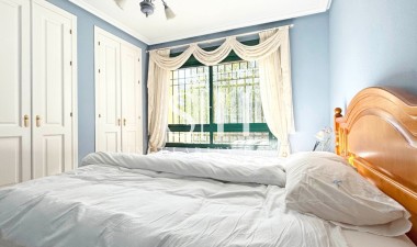 Resale - Apartment / flat - Orihuela Costa - Lomas de Campoamor