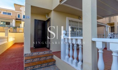 Wiederverkauf - Detached Villa - Orihuela Costa - Villamartín