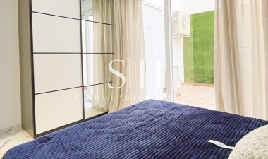 Resale - Apartment / flat - Torrevieja - Playa del Cura