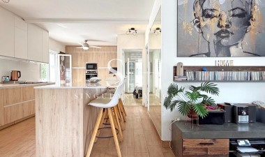 Odsprzedaż - Detached Villa - Orihuela Costa - Villamartín