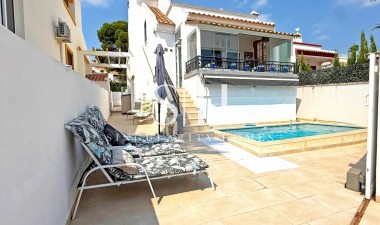 Odsprzedaż - Detached Villa - Orihuela Costa - Villamartín