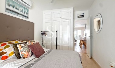 Odsprzedaż - Detached Villa - Orihuela Costa - Villamartín