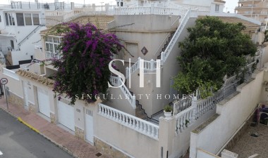 Перепродажа - Casa - Orihuela Costa - Los Altos