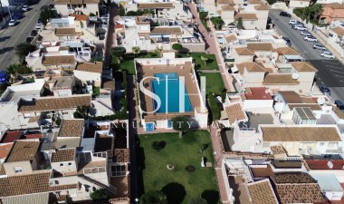 Перепродажа - Casa - Orihuela Costa - Los Altos
