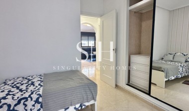Resale - House - San Miguel de Salinas