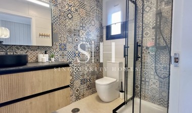 Resale - House - San Miguel de Salinas