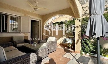 Перепродажа - Casa - Orihuela Costa - Playa Flamenca