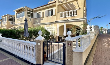Перепродажа - Casa - Orihuela Costa - Playa Flamenca