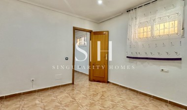 Перепродажа - Detached Villa - Orihuela Costa - Villamartín