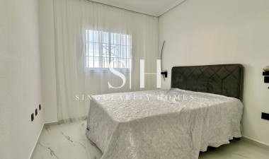 Resale - Apartment / flat - Orihuela - Playa Flamenca