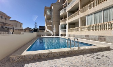 Återförsäljning - Lägenhet / lägenhet - Orihuela - Playa Flamenca