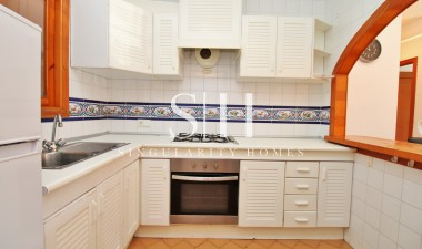 Resale - Apartment / flat - Orihuela Costa - Villamartin