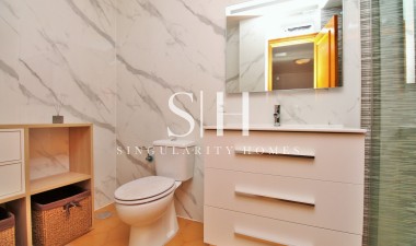 Resale - Apartment / flat - Orihuela Costa - Villamartin