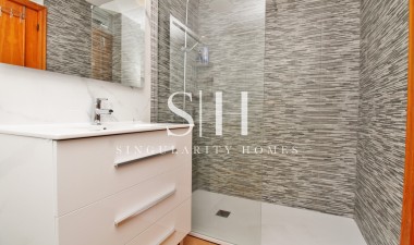 Resale - Apartment / flat - Orihuela Costa - Villamartin