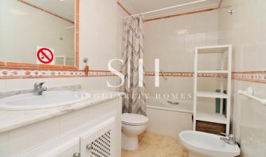 Wiederverkauf - Wohnung - Villamartin