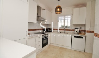 Перепродажа - Casa - Villamartin - Las Violetas