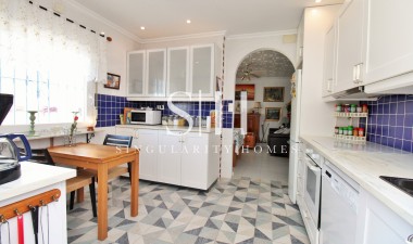 Перепродажа - Villa - Torrevieja - El Chaparral