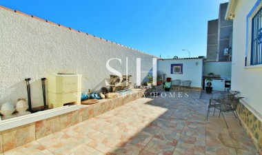 Перепродажа - Villa - Torrevieja - El Chaparral