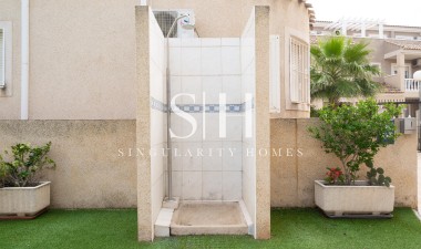 Перепродажа - Villa - Orihuela Costa - Los Almendros-la Florida