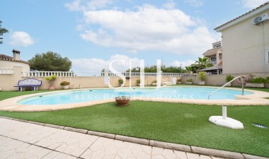 Перепродажа - Villa - Orihuela Costa - Los Almendros-la Florida