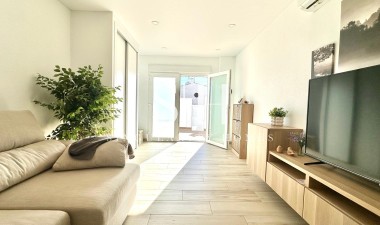 Resale - House - Torrevieja - Estacion De Autobuses