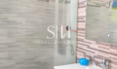 Återförsäljning - Villa - Villamartin - Costa Blanca